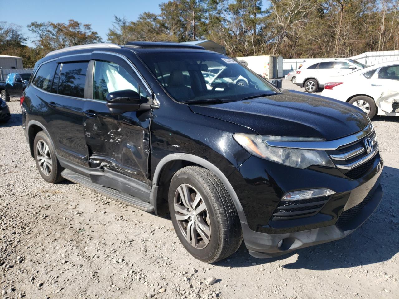 2017 Honda Pilot - Image 4