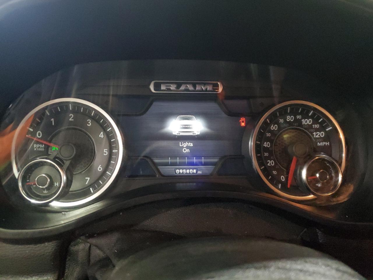 2019 RAM 1500 - Image 9