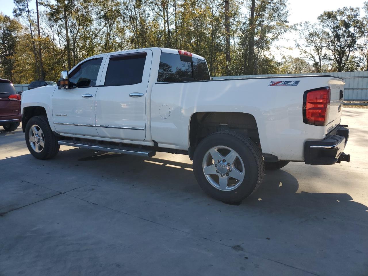 2015 Chevrolet Silverado - Image 2