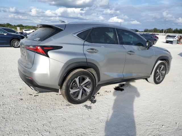  LEXUS NX 2021 Srebrny