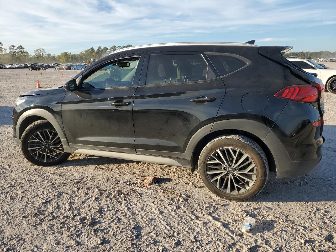 2021 Hyundai Tucson - Image 2
