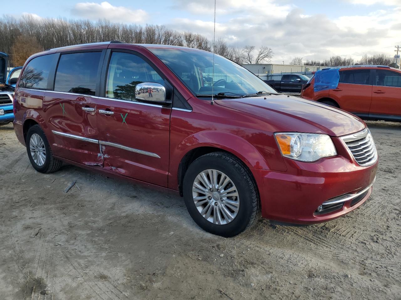 VIN 2C4RC1JG2GR121354 2016 CHRYSLER MINIVAN no.4