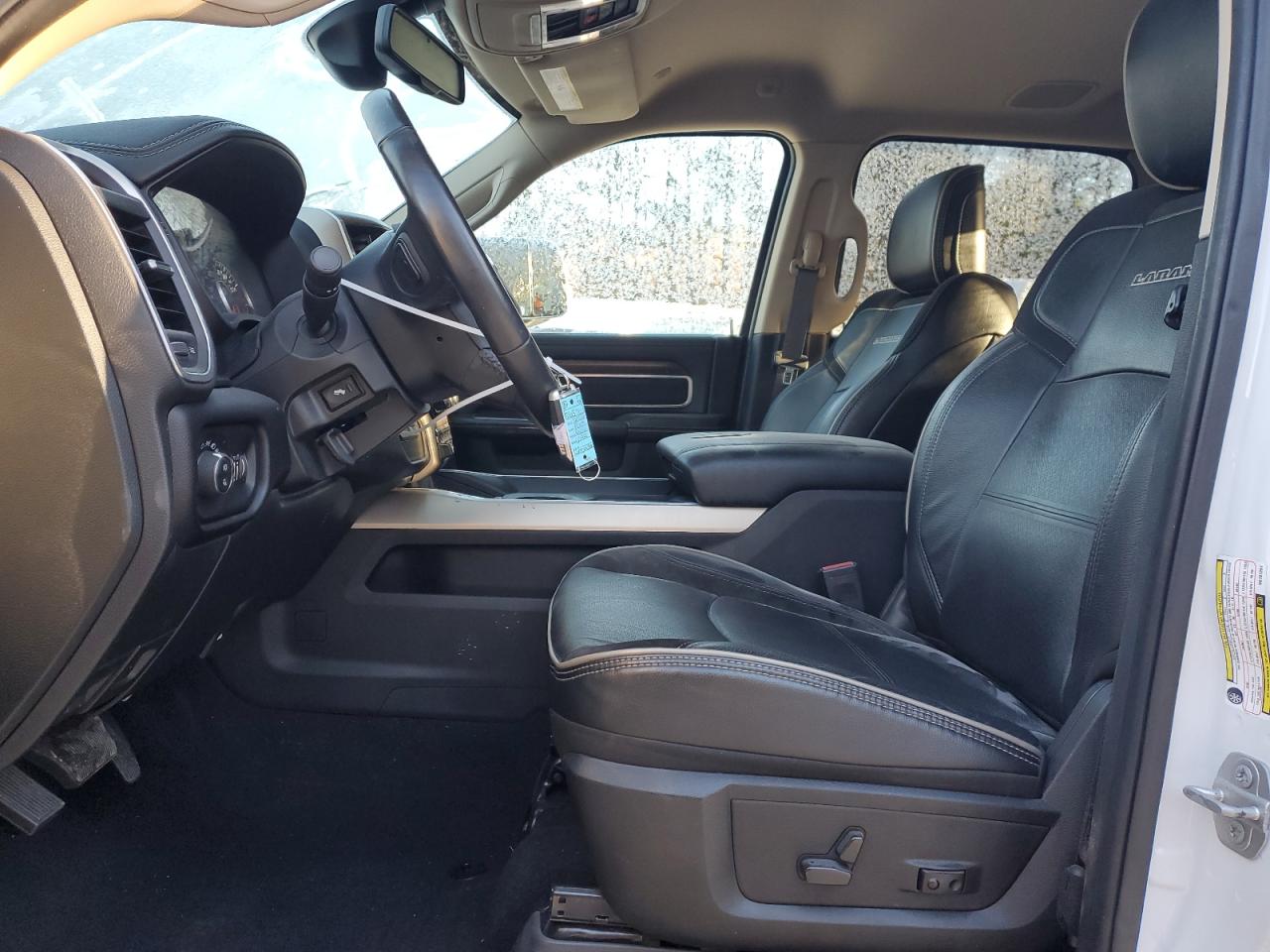 2022 RAM 2500 - Image 7