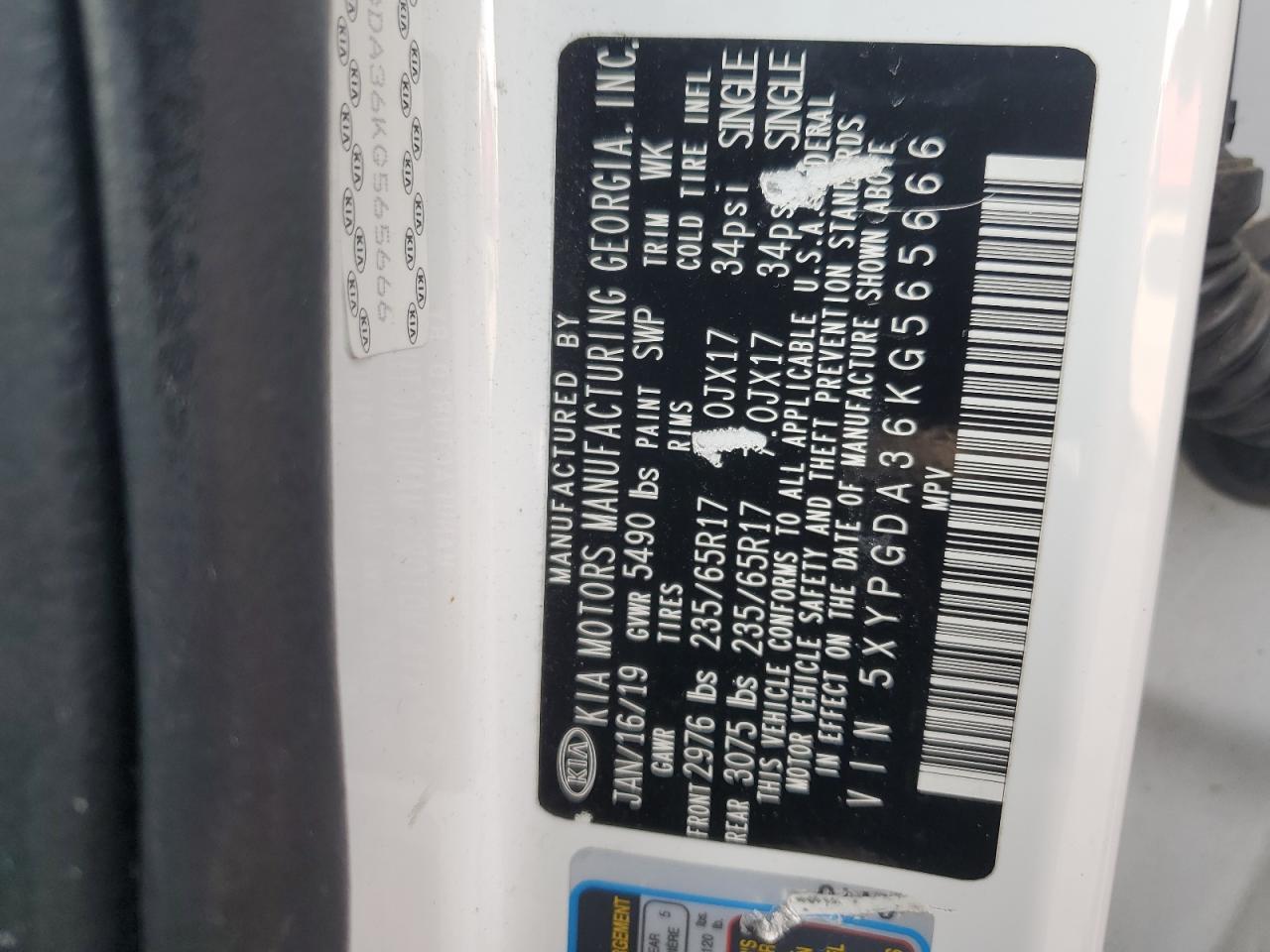 5XYPGDA36KG565666 2019 KIA SORENTO - Image 13