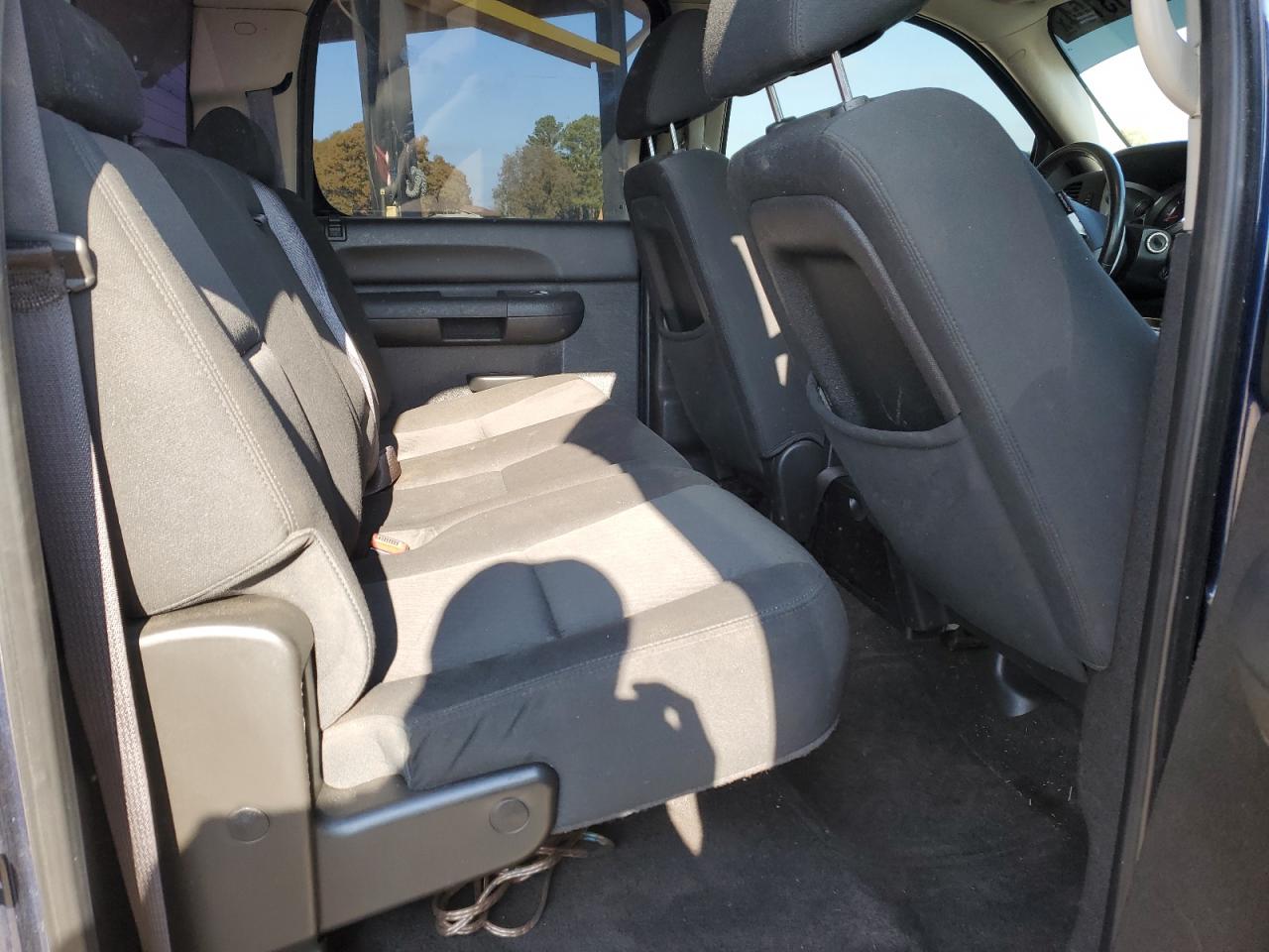 2012 GMC Sierra - Image 11