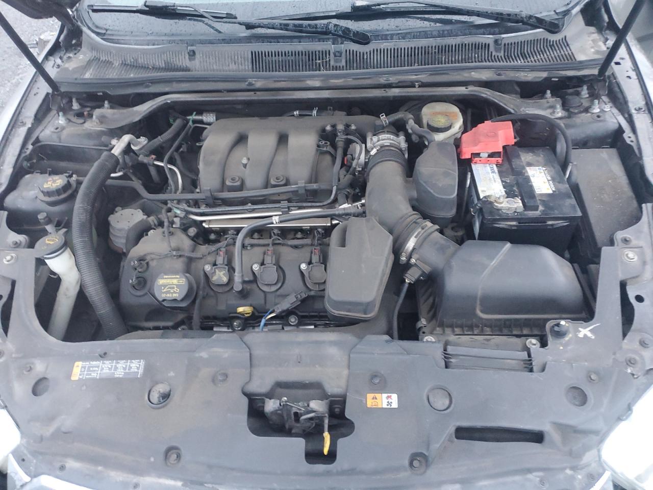 2013 Ford Taurus - Image 13