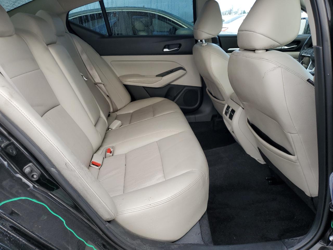 2019 Nissan Altima - Image 10