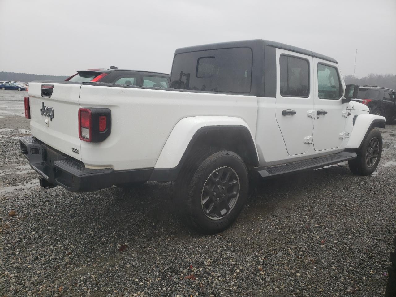 2020 Jeep Gladiator - Image 3