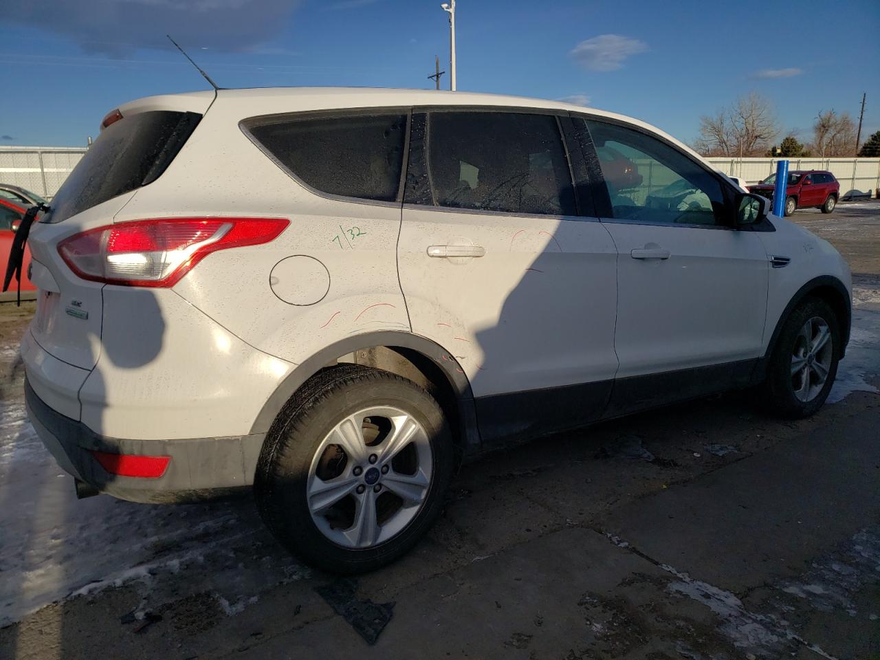 VIN 1FMCU0GX4DUA80384 2013 FORD ESCAPE no.3