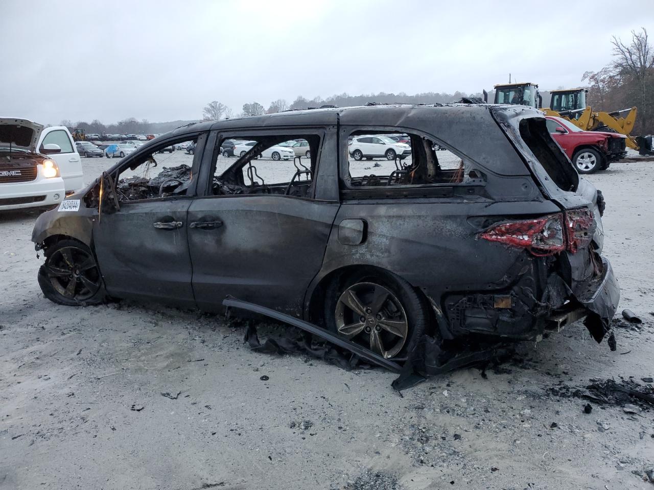 2018 Honda Odyssey - Image 2