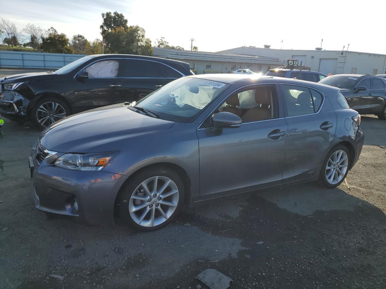 VIN JTHKD5BH9D2136245 2013 LEXUS CT 200 no.1