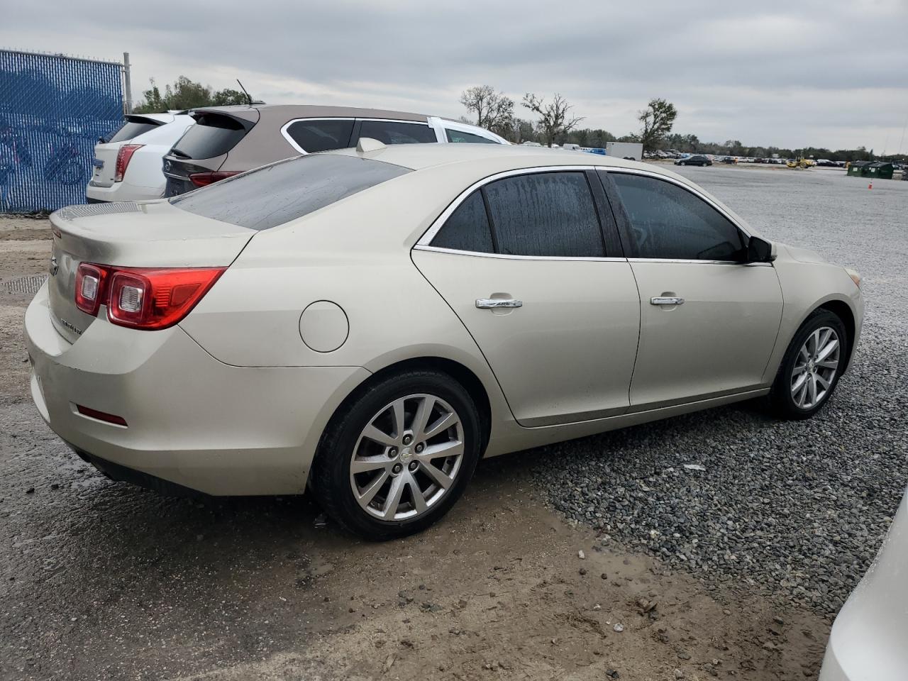 2013 Chevrolet Malibu - Image 3