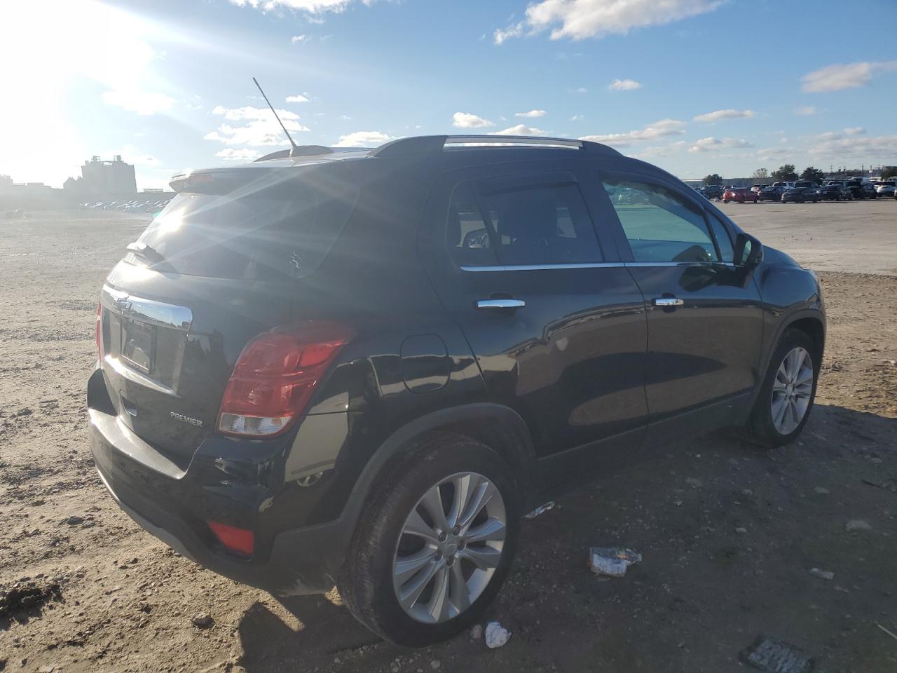 2020 Chevrolet Trax - Image 3
