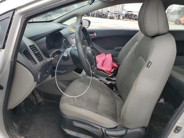 Sedans KIA FORTE 2016 Srebrny