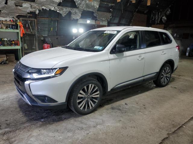  MITSUBISHI OUTLANDER 2019 Biały