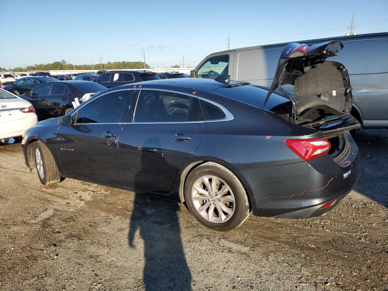 2021 Chevrolet Malibu - Image 2
