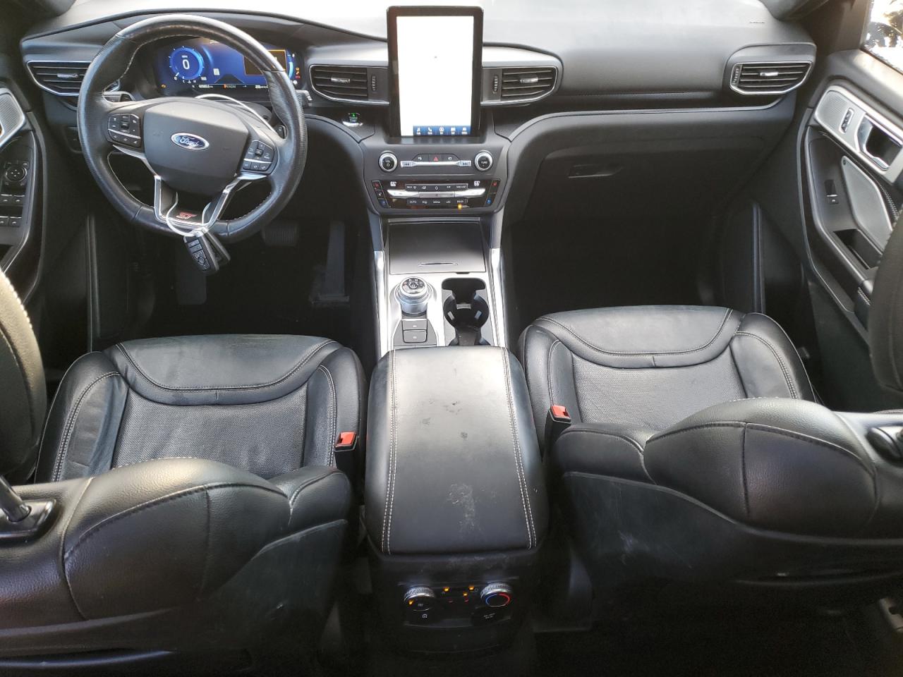 2020 Ford Explorer - Image 8