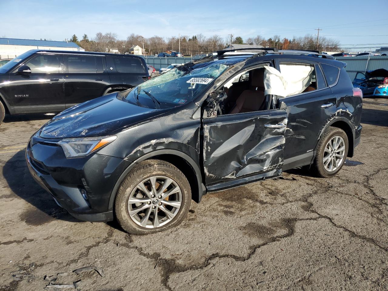 JTMDJREV1JD221527 2018 TOYOTA RAV 4 - Image 1