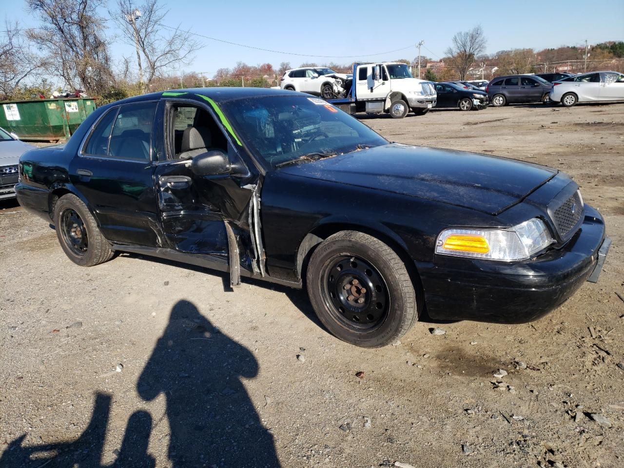 2009 Ford Crown Victoria - Image 4