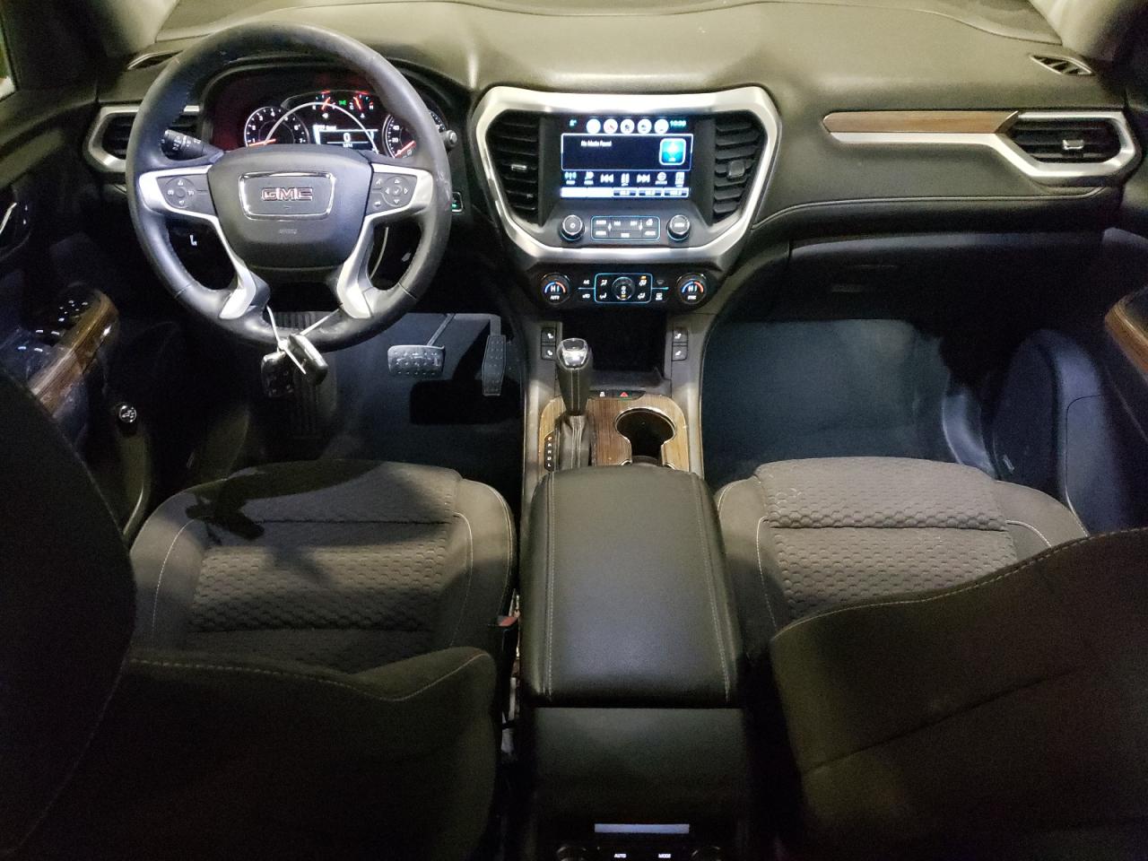 2017 GMC Acadia - Image 8