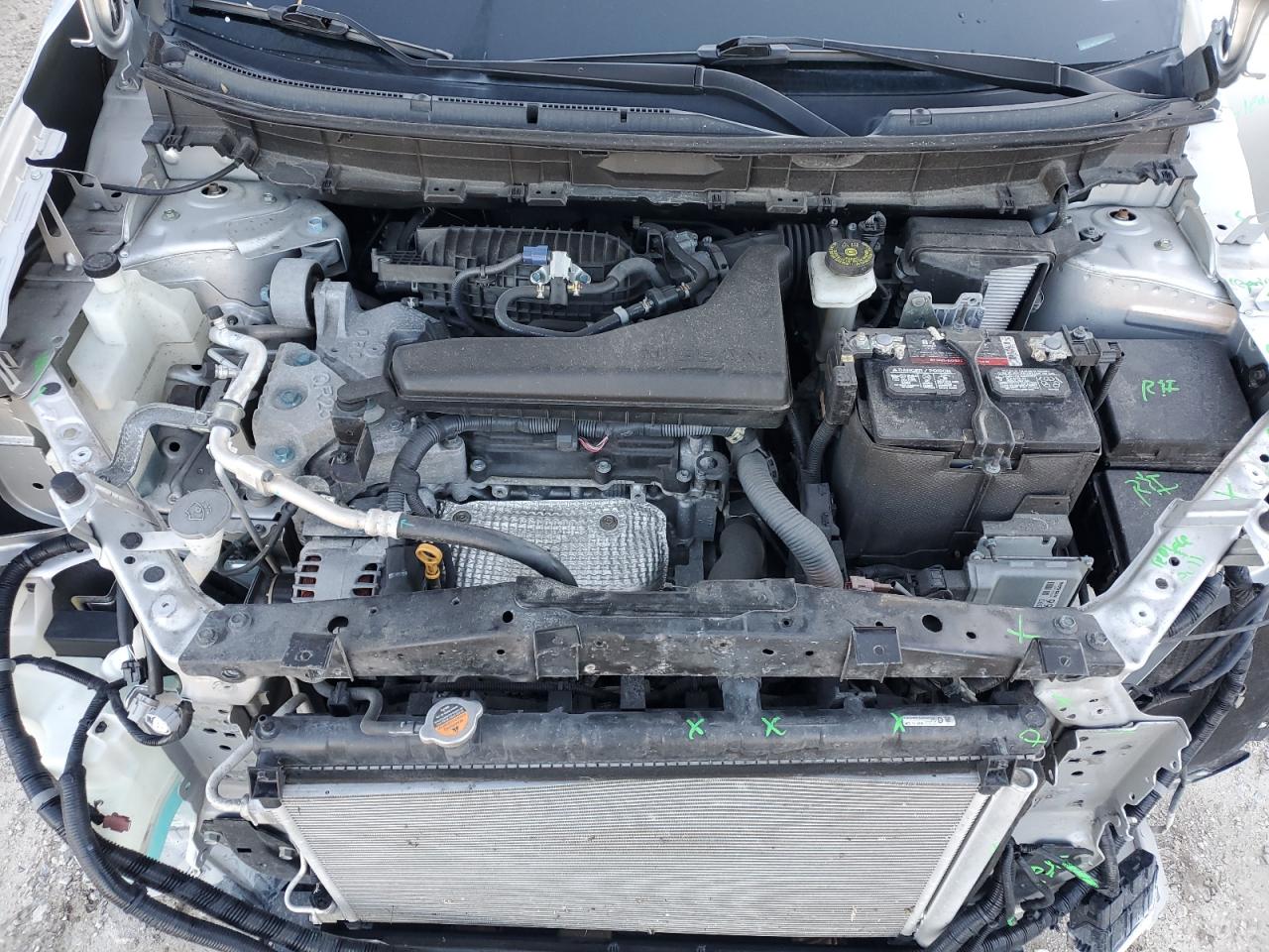 2017 Nissan Rogue - Image 12
