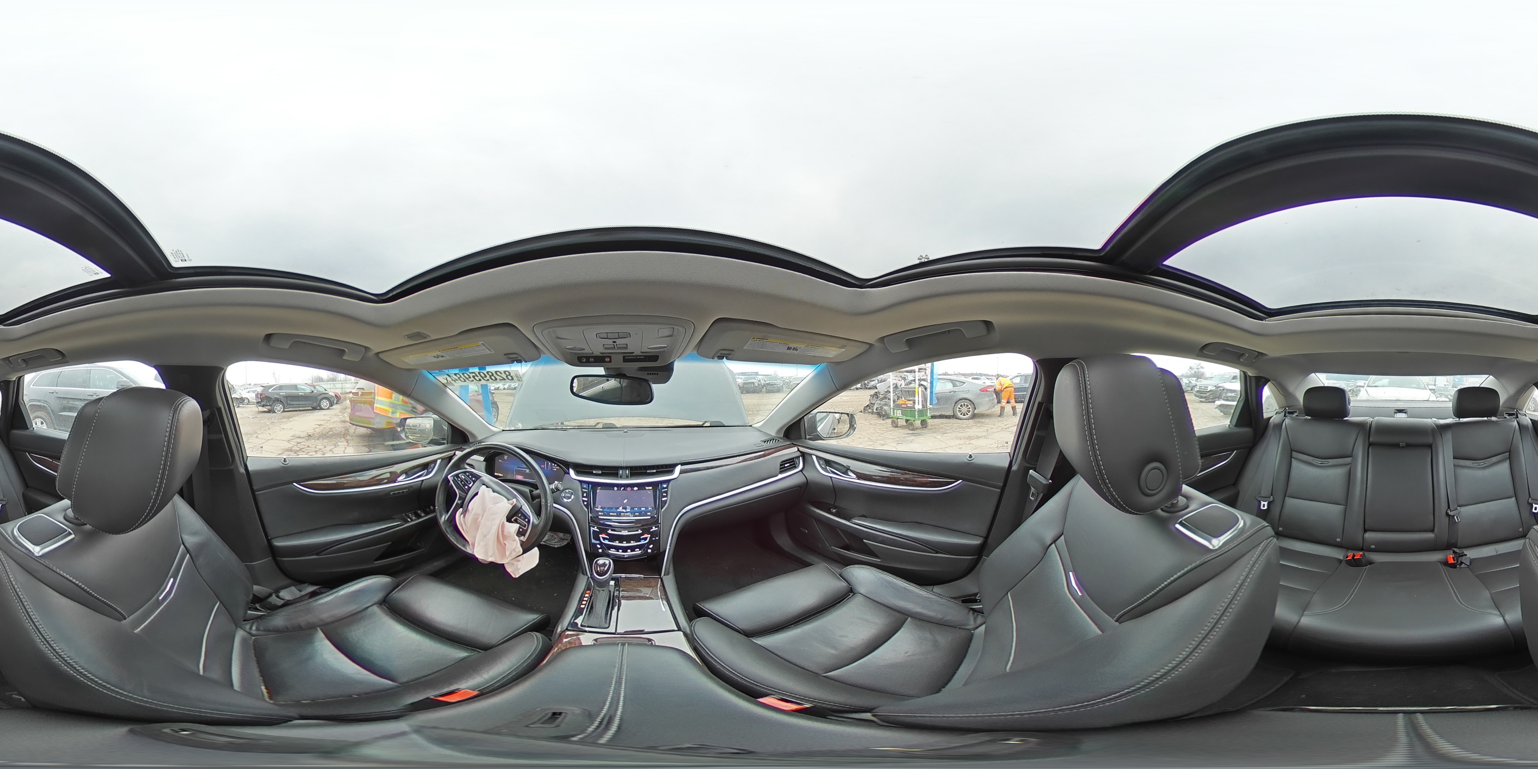 2013 Cadillac XTS - Image 13