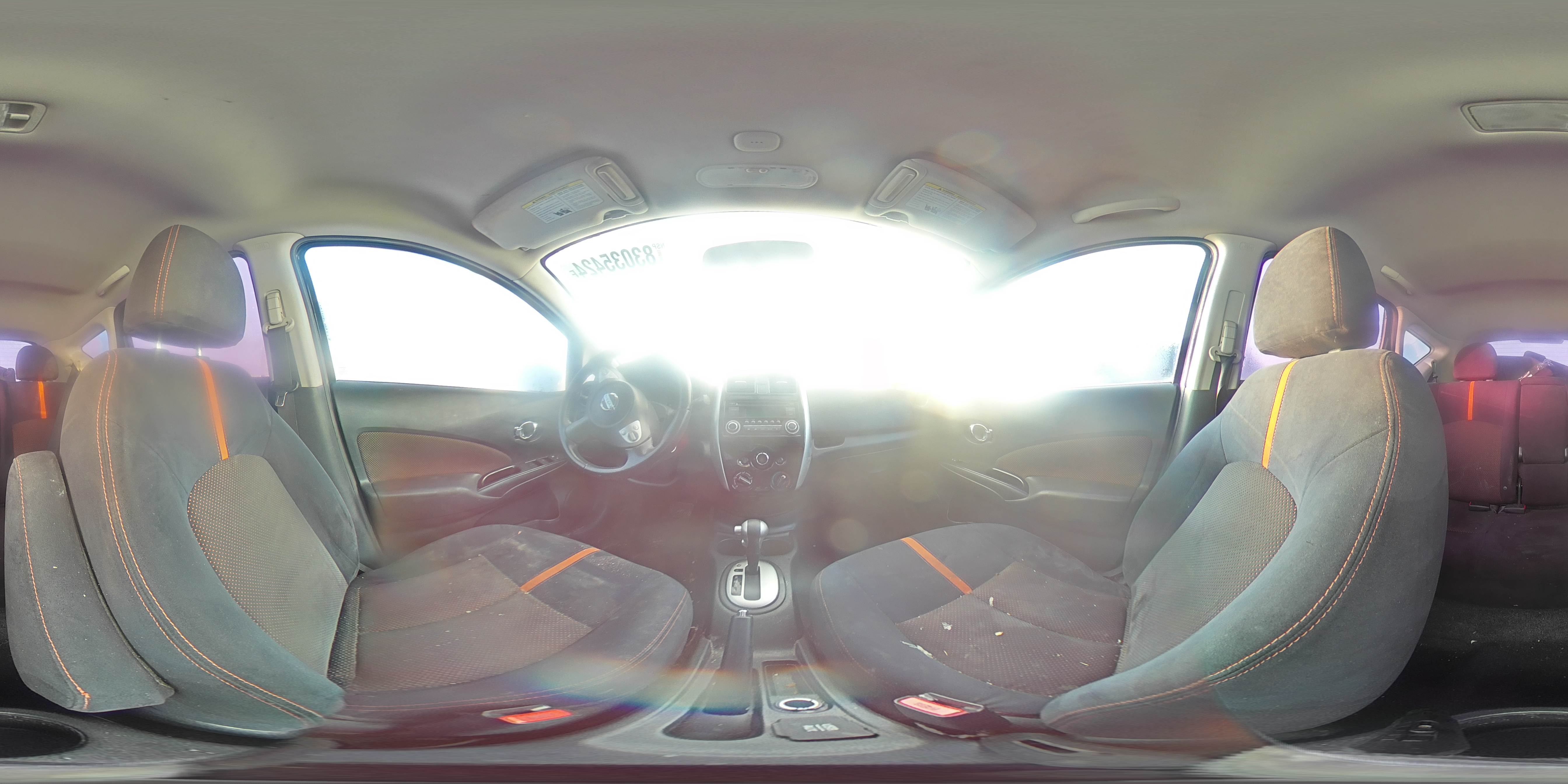 2015 Nissan Versa - Image 12
