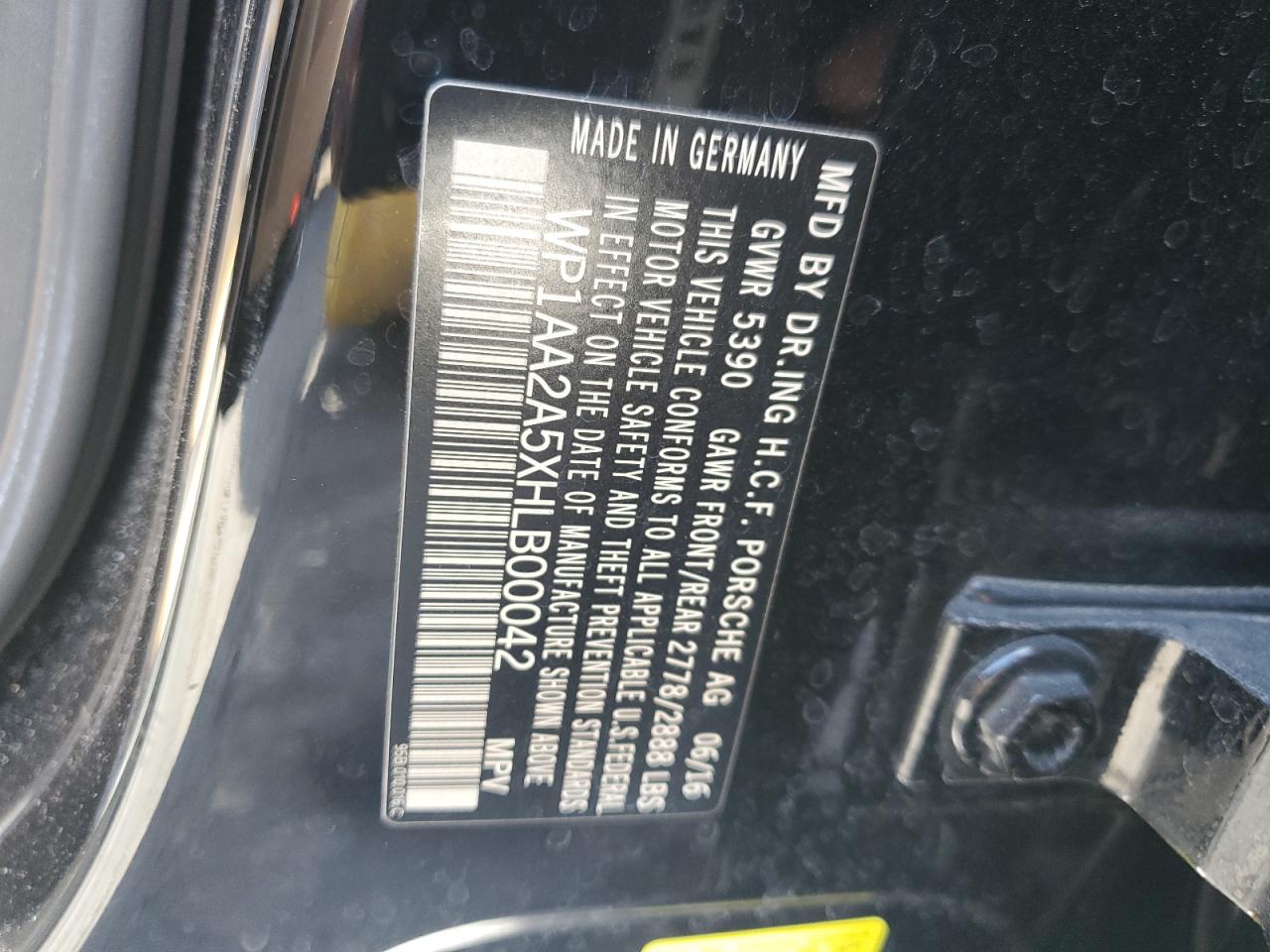 2017 Porsche Macan VIN: WP1AA2A5XHLB00042 Lot: 84766374