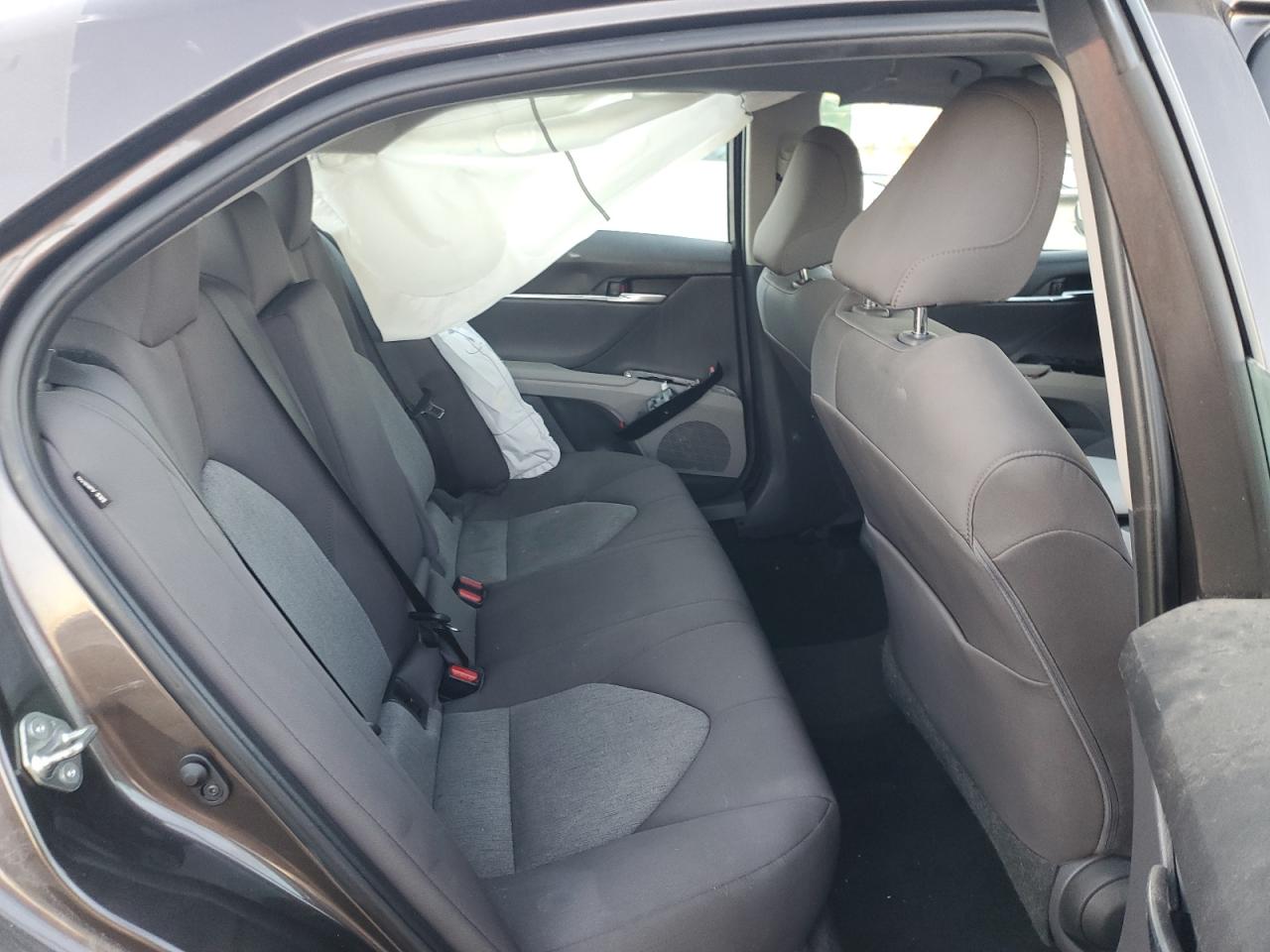 2019 Toyota Camry L VIN: 4T1B11HK4KU787463 Lot: 83447734