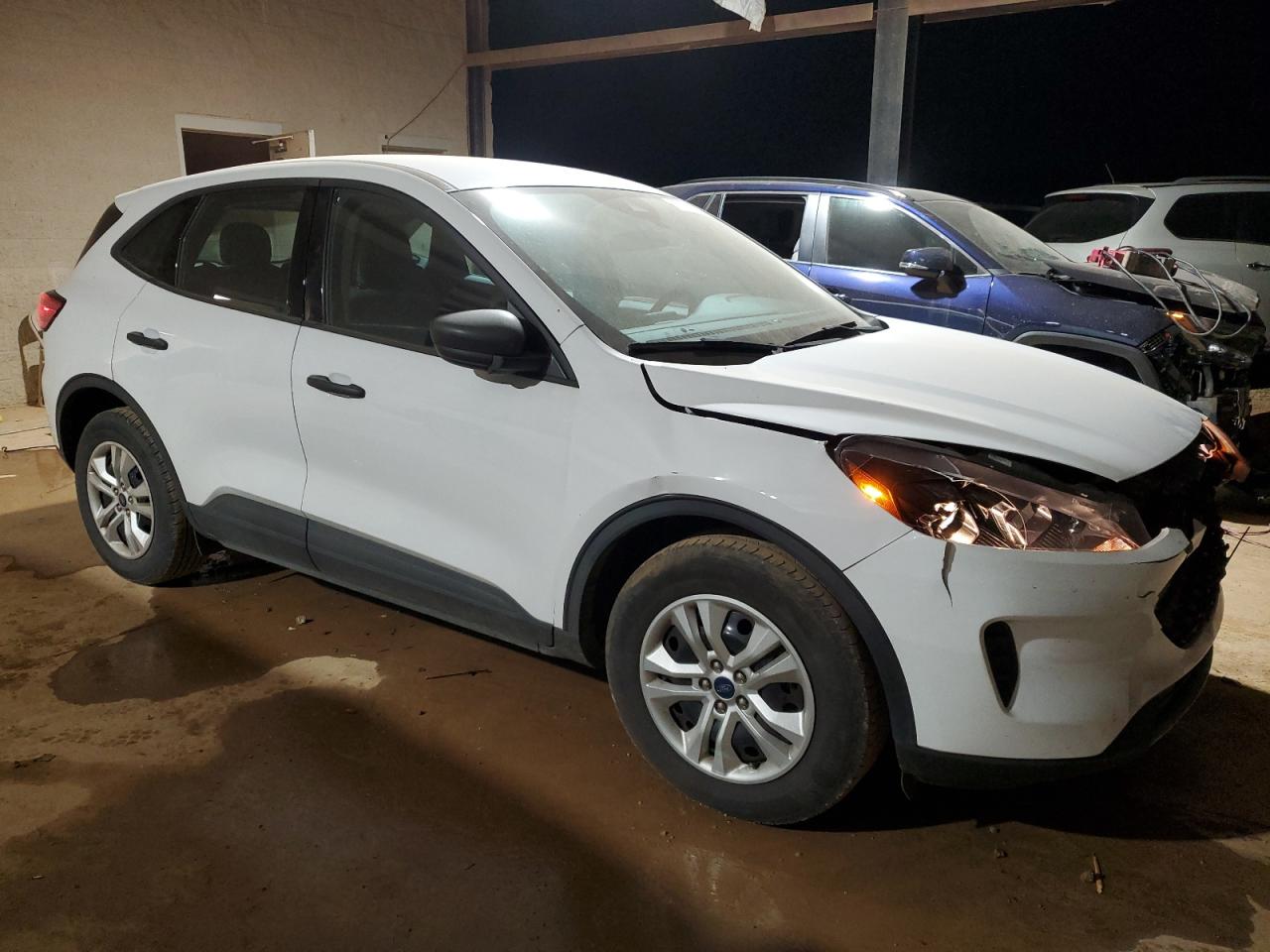 2021 Ford Escape - Image 4