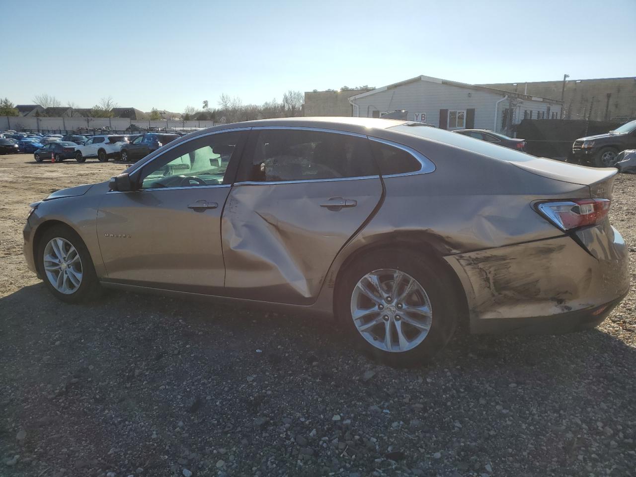2018 Chevrolet Malibu - Image 2