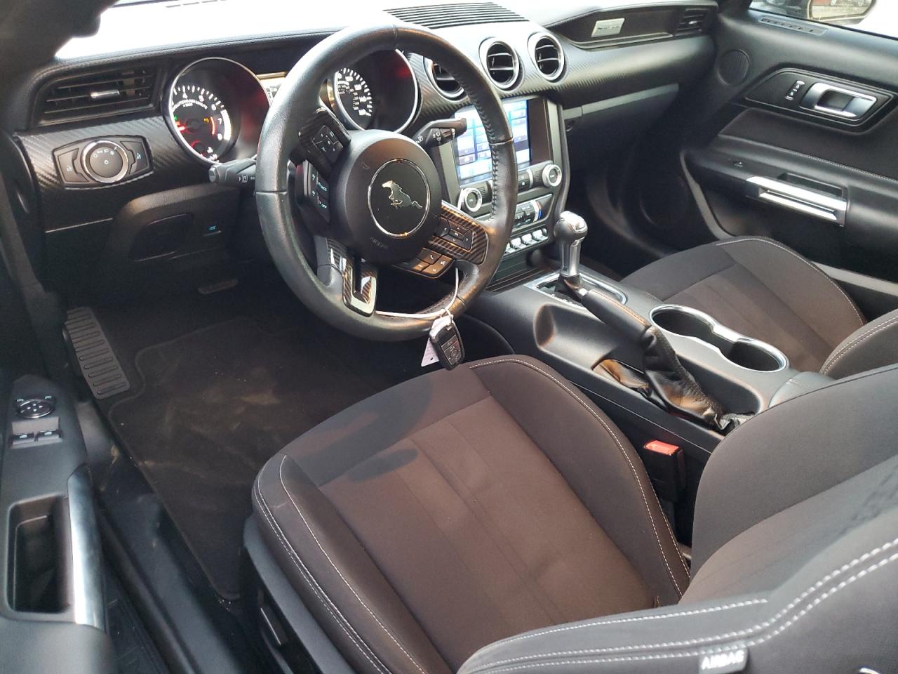 2022 Ford Mustang - Image 8