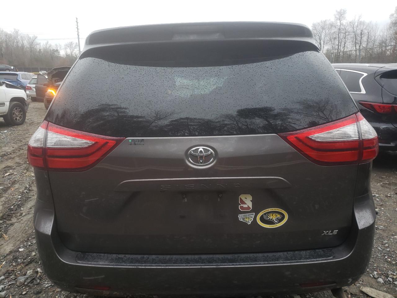 2016 Toyota Sienna - Image 6