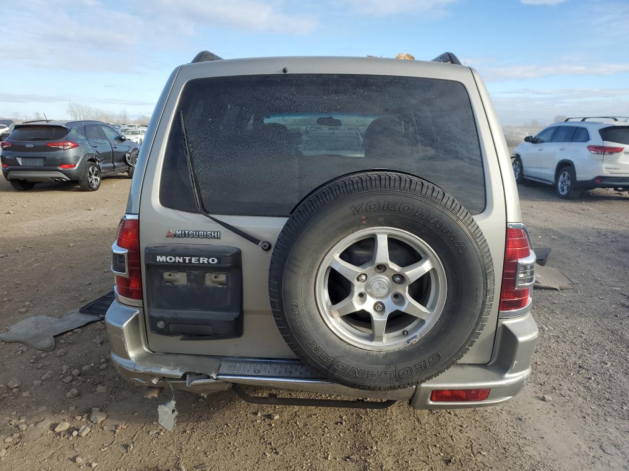 2001 Mitsubishi Montero Limited VIN: JA4MW51R21J002493 Lot: 83960244