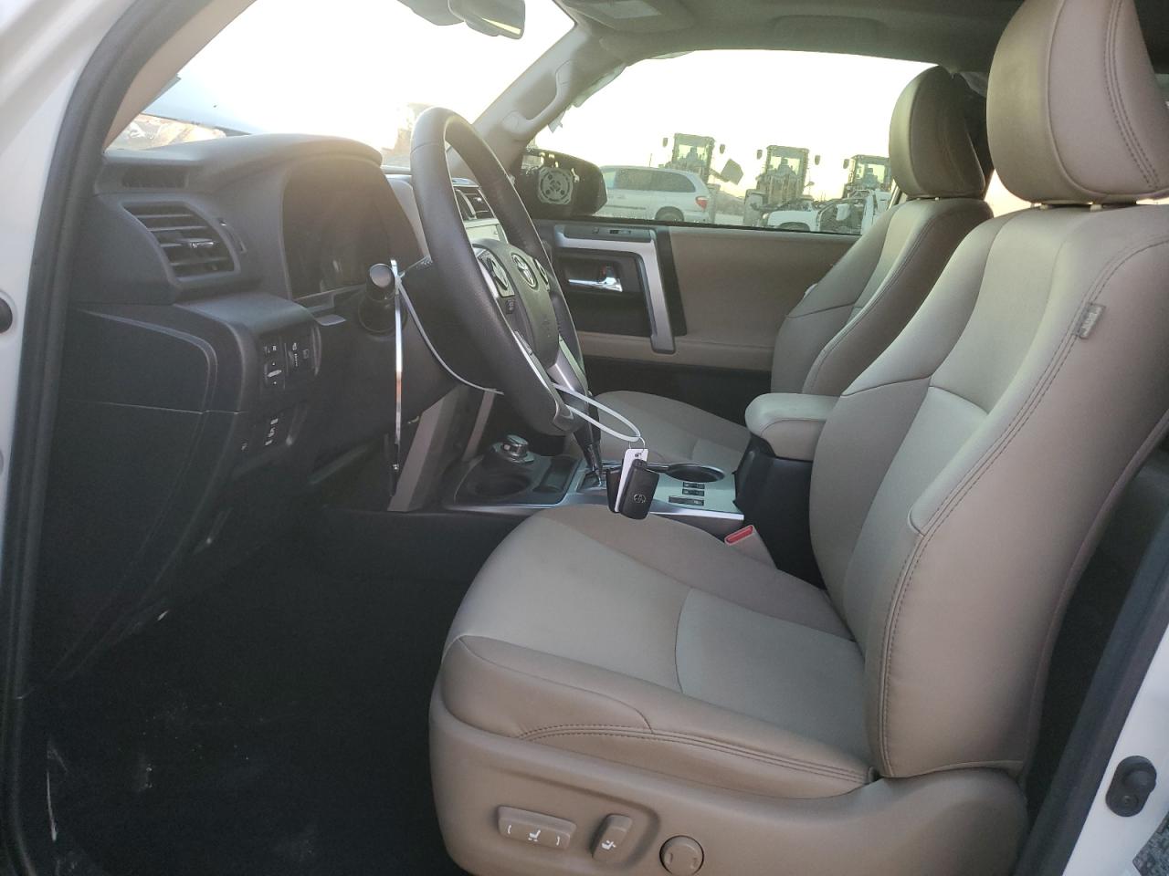 2021 Toyota 4Runner Sr5 Premium VIN: JTENU5JR7M5877853 Lot: 85695324