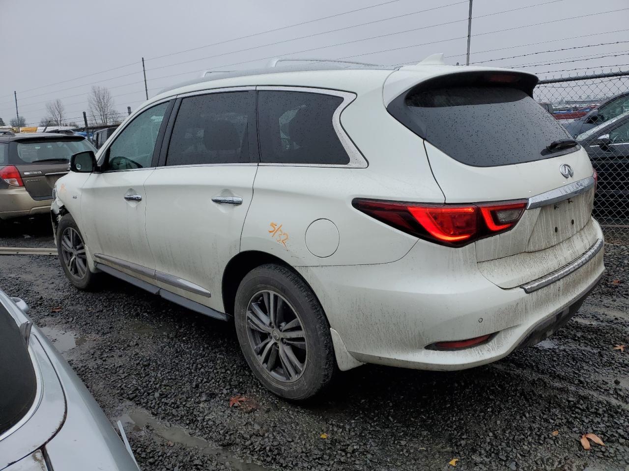 2019 Infiniti QX60 - Image 2