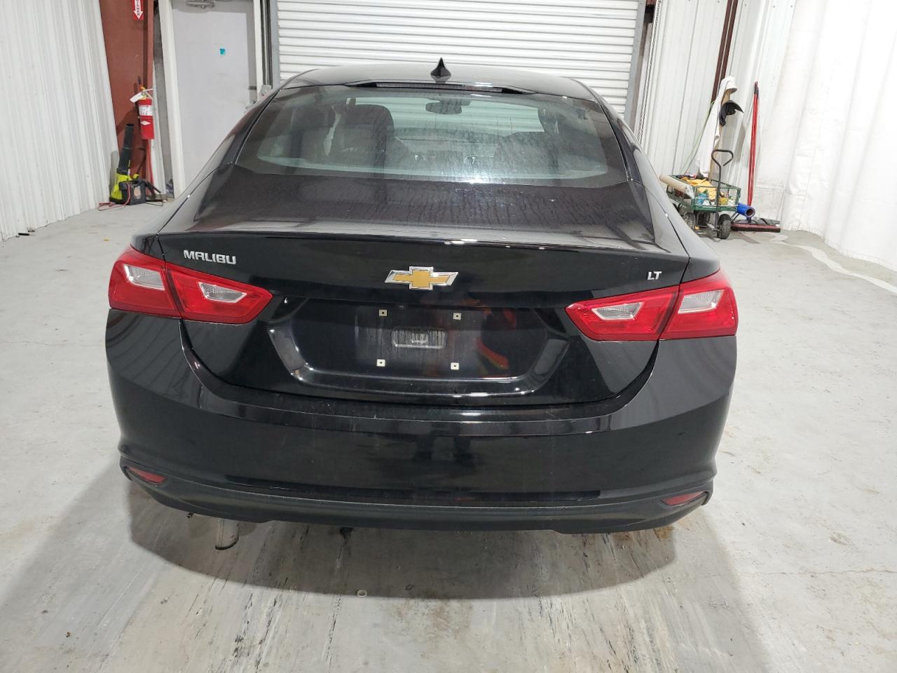 2023 Chevrolet Malibu - Image 6