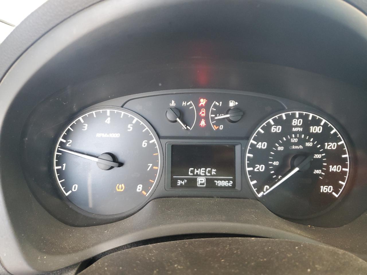 2017 Nissan Sentra - Image 9