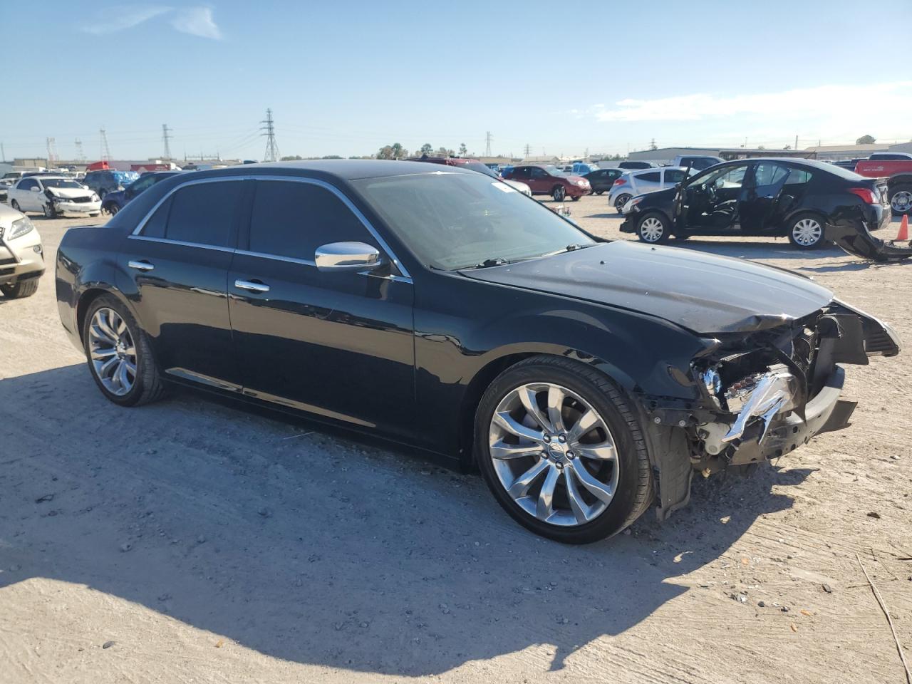 2019 Chrysler 300 - Image 4