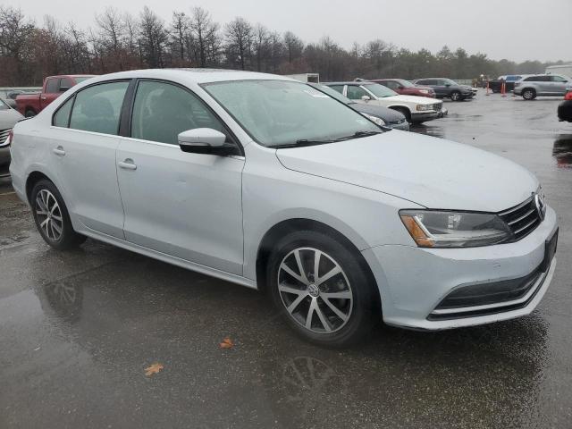  VOLKSWAGEN JETTA 2017 Сірий