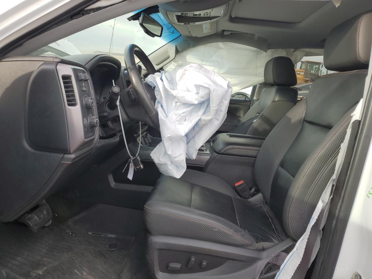 2017 GMC Sierra - Image 7