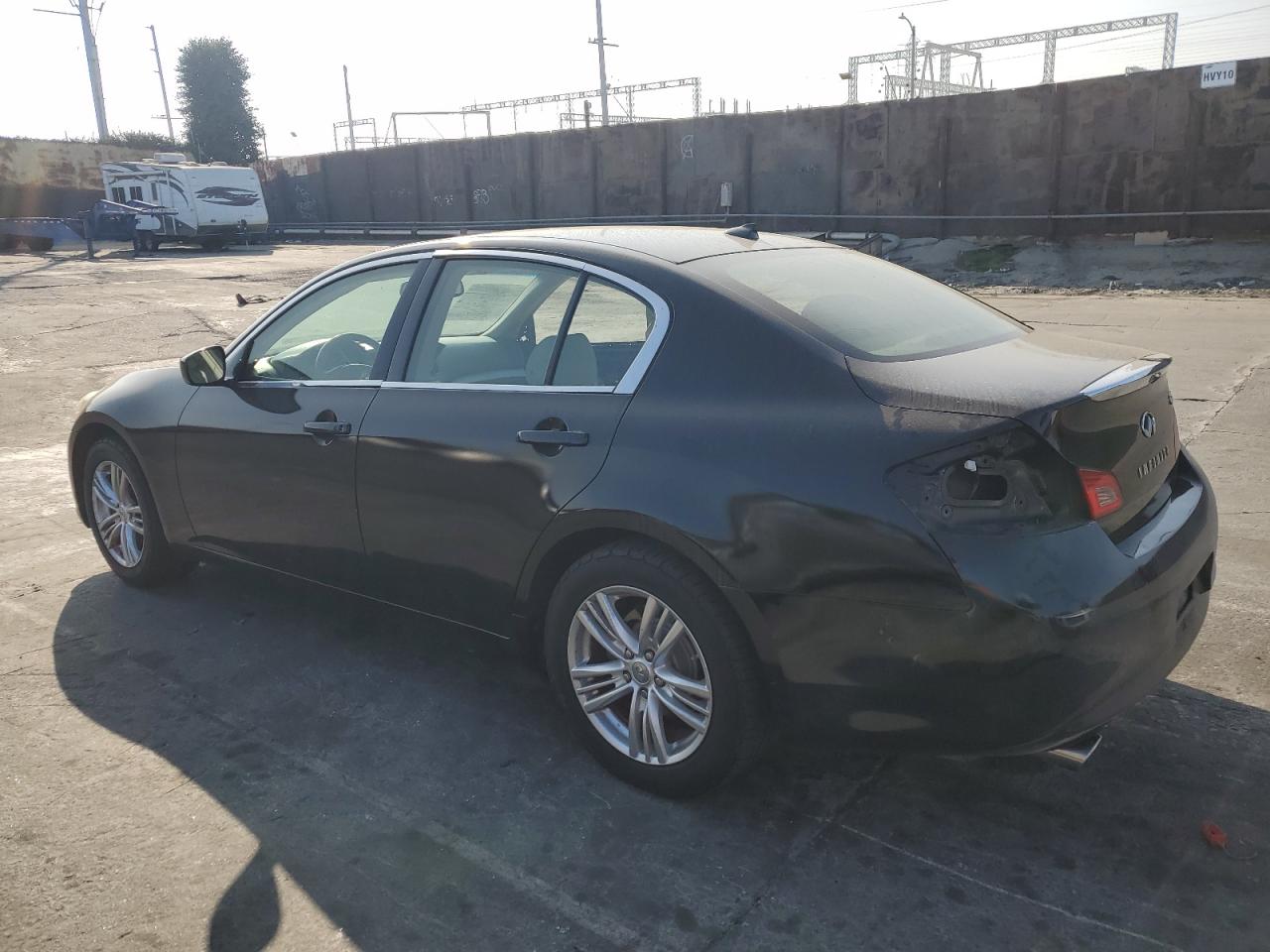 2012 Infiniti G - Image 2