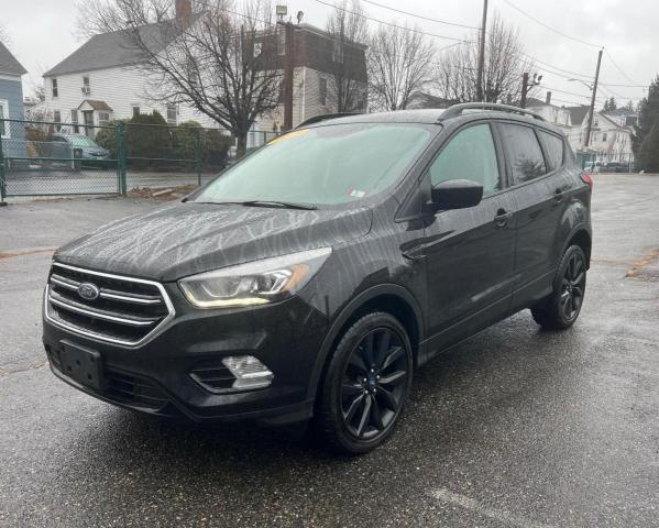  FORD ESCAPE 2019 Чорний