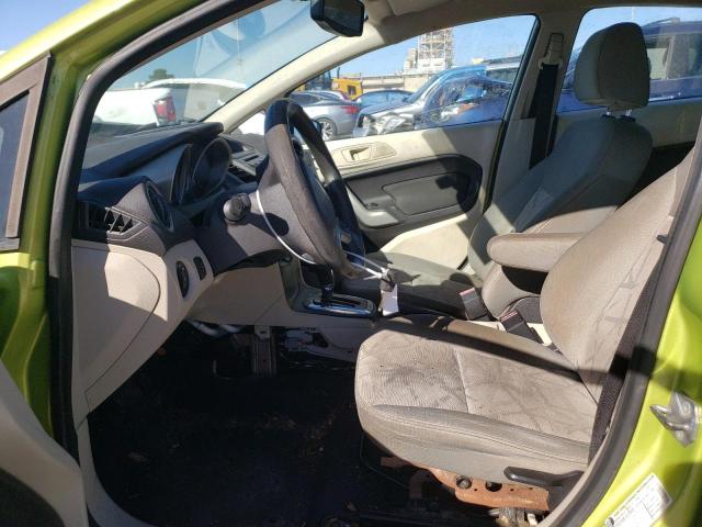 Sedans FORD FIESTA 2013 Zielony