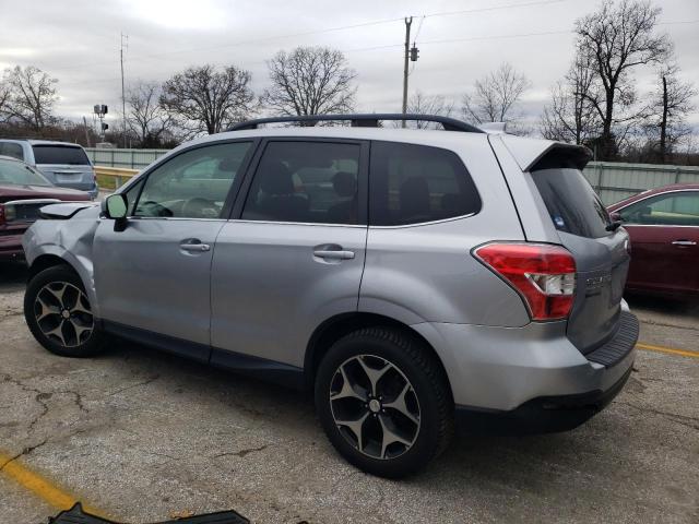  SUBARU FORESTER 2016 Серебристый