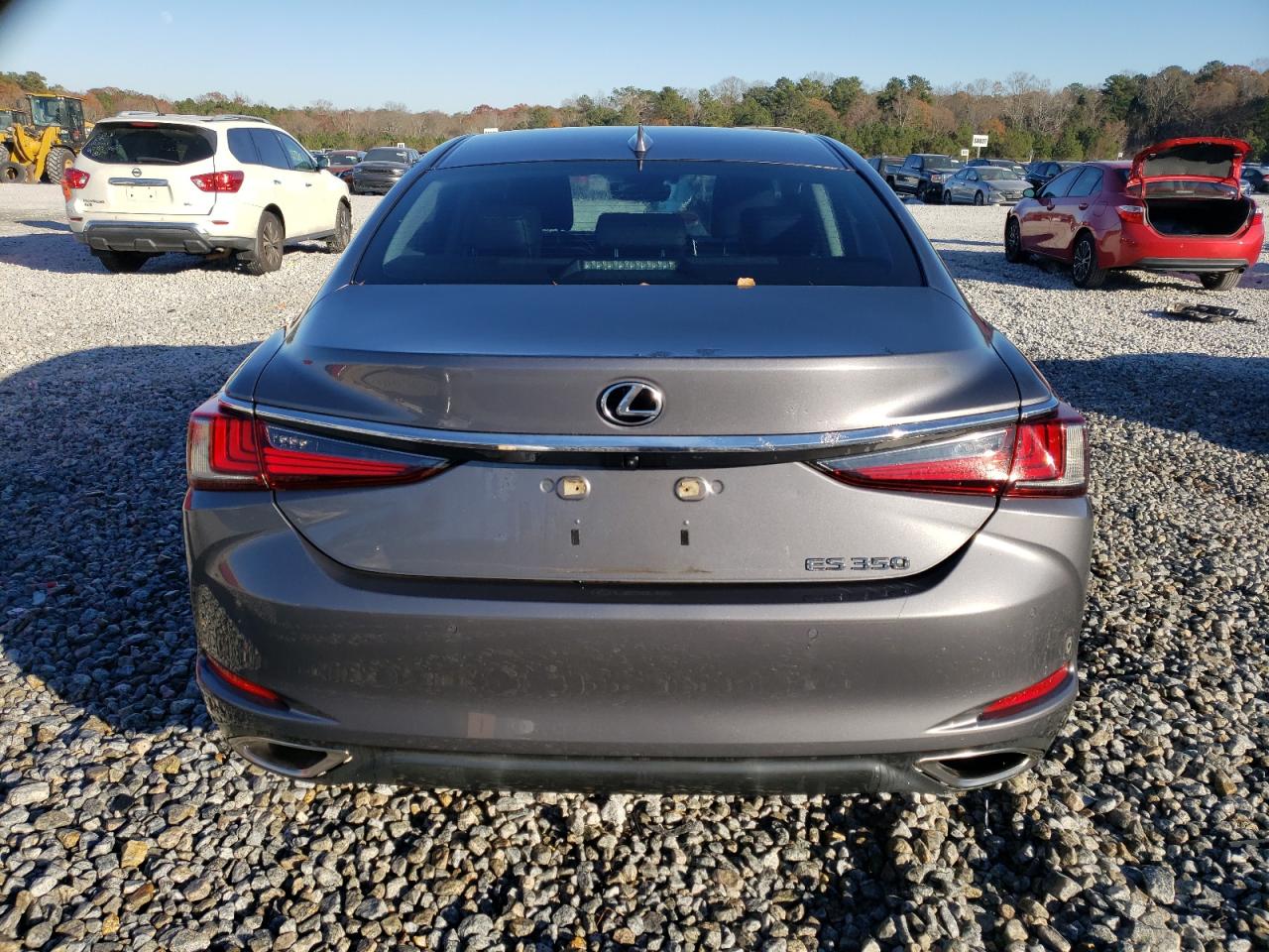 2021 Lexus ES - Image 6