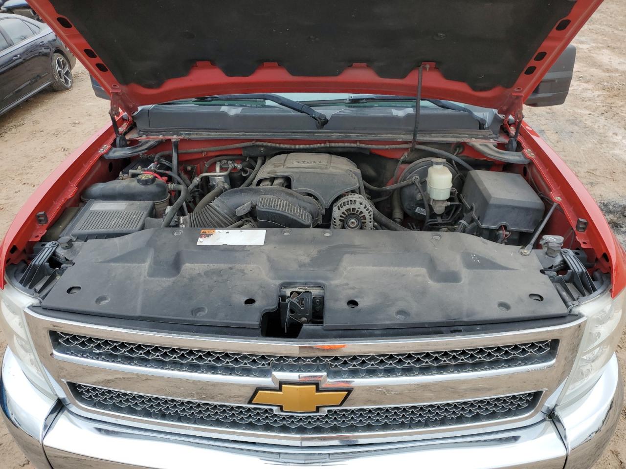 2013 Chevrolet Silverado - Image 11