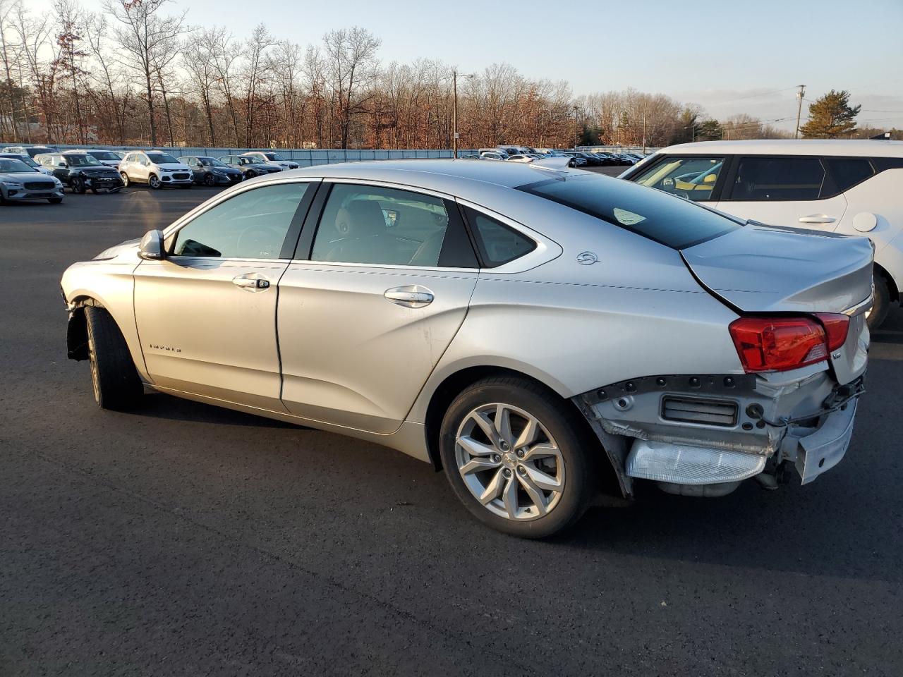 VIN 2G1105S39J9120145 2018 CHEVROLET IMPALA no.2