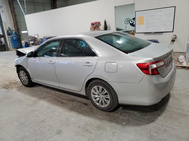  TOYOTA CAMRY 2013 Серебристый