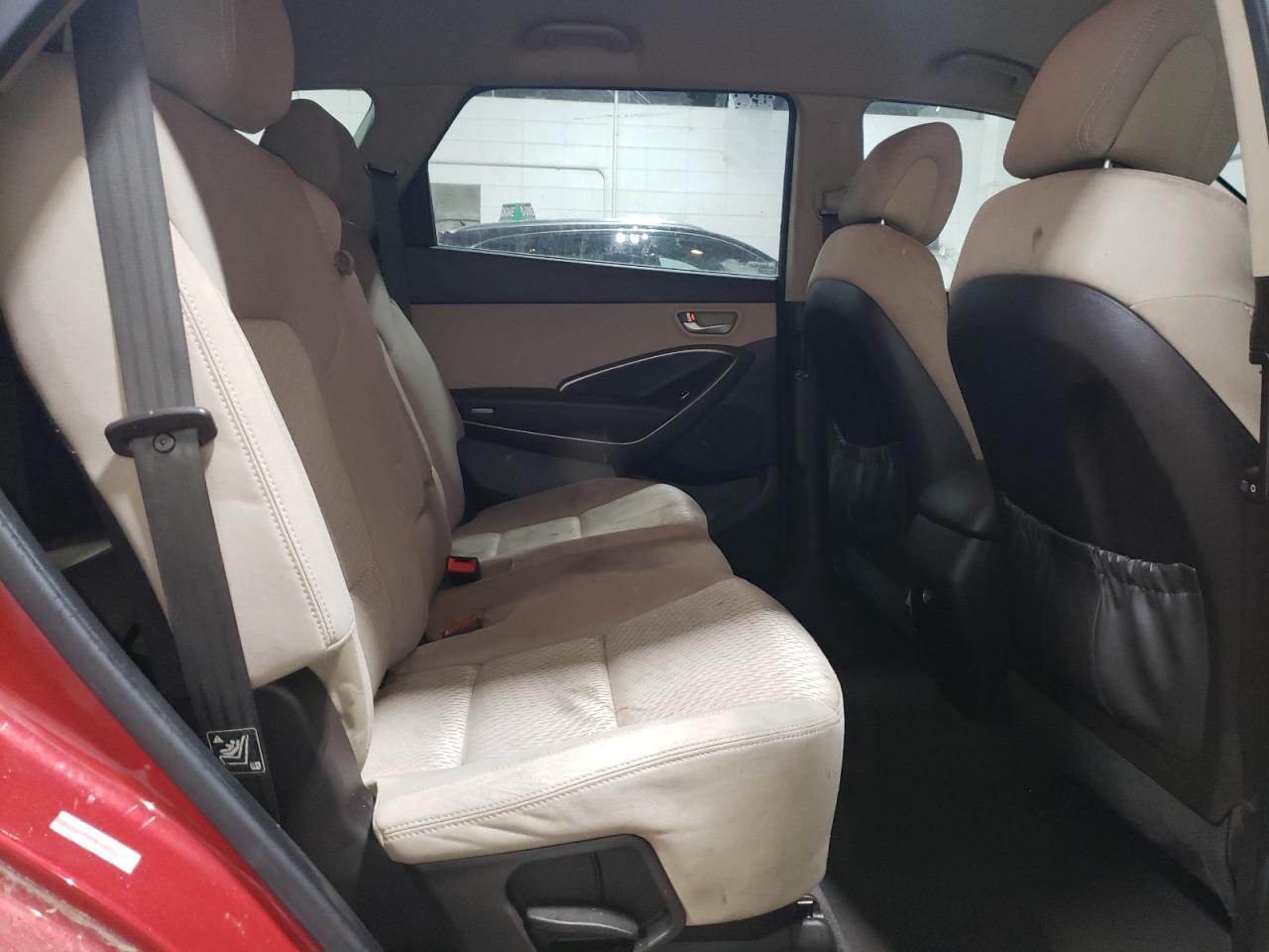 2013 Hyundai Santa Fe - Image 11